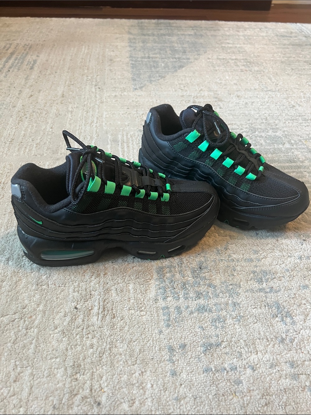 Nike Air Max 95 sz 5.5Y Big Kids - Picture 3 of 5